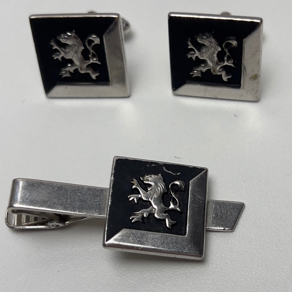 Vntg Anson Silver Black Enamel  Finnish Lion Suomileijona)Cufflinks Tie Clip Set